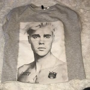Justin Bieber crop top